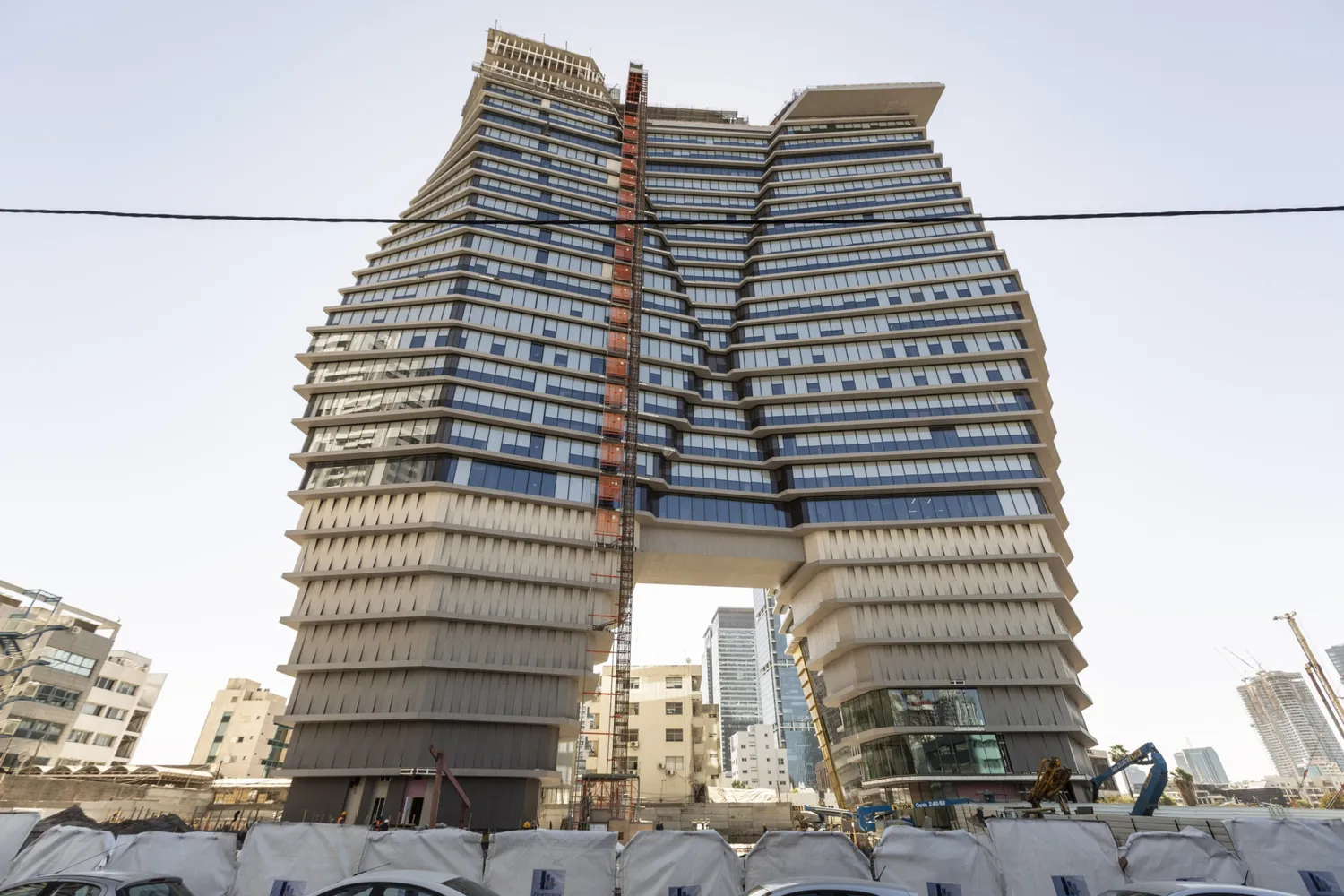 TOTZERET HAARETZ 1 (TOHA 1)